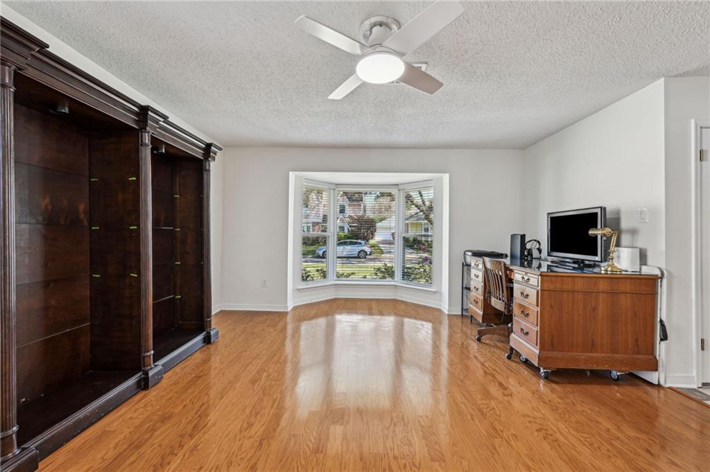 41 KINGS CANYON Drive