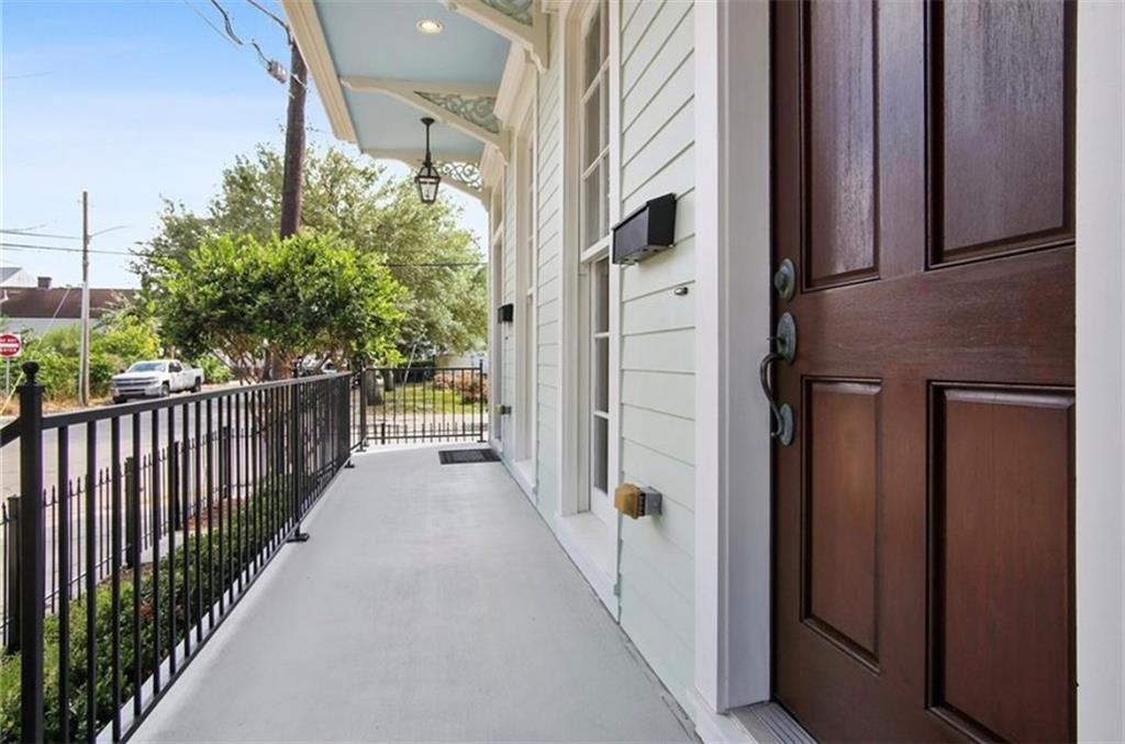 1339 CONSTANCE Street