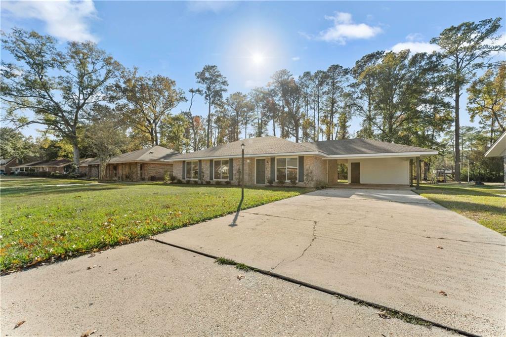 602 SUSAN Drive