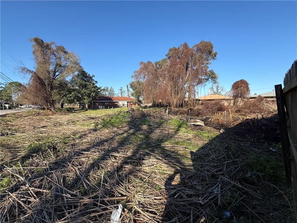 2068 FARRAGUT Street