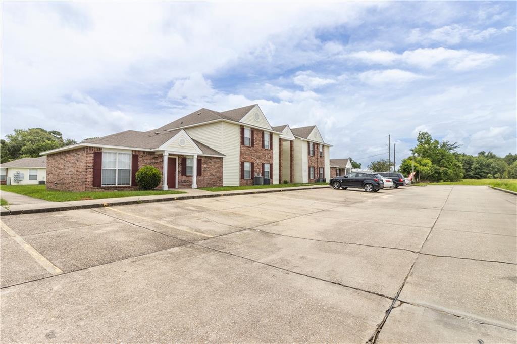 1341 20 ARPENT Road