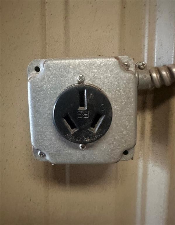 Gretna, Louisiana 70053, United States, ,Residential,Active,202083