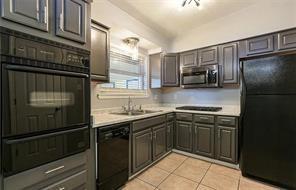 4811 HICKERSON Street