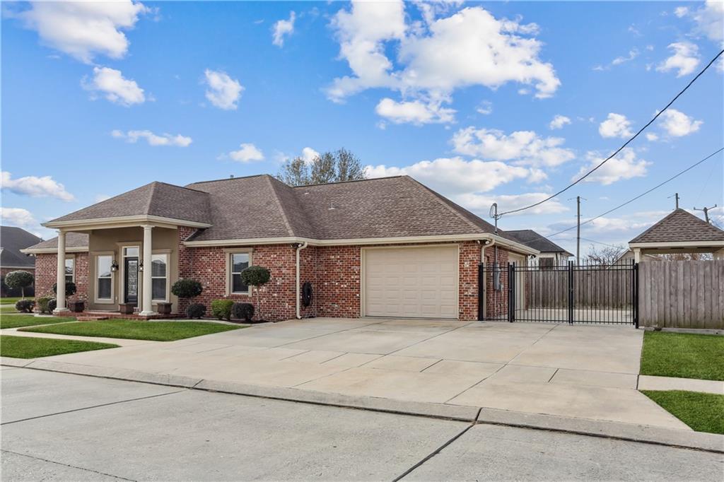 1100 MISSOURI Street