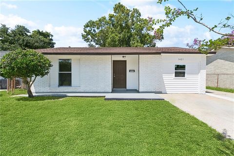 3421 DICKENS Drive New Orleans LA 70131