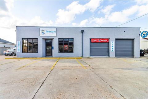 301 5TH Street Gretna LA 70053