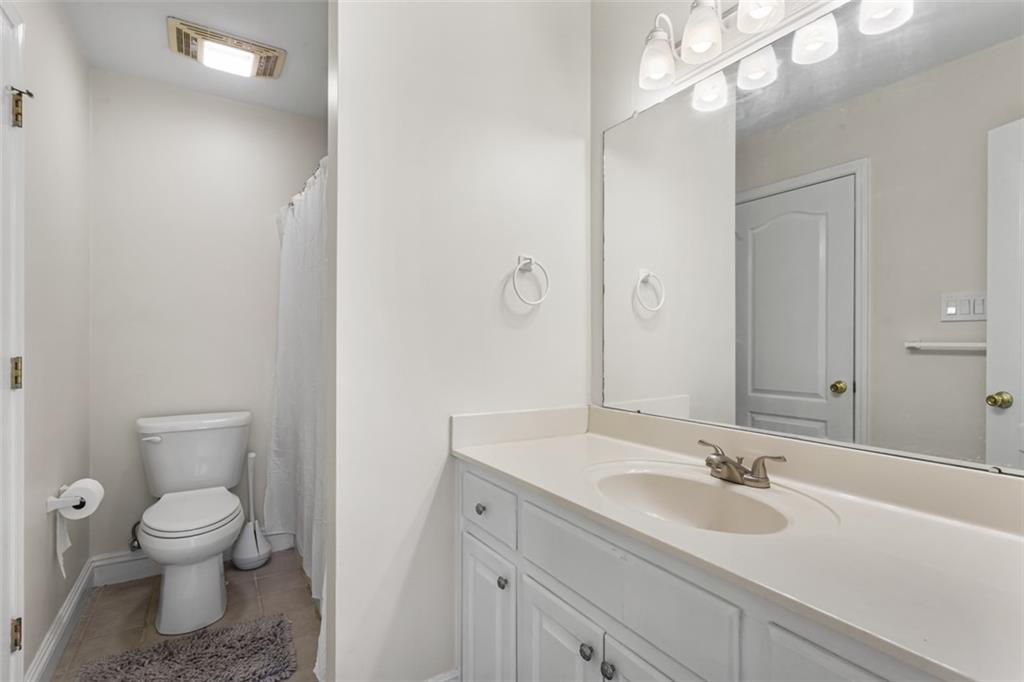 Photo 9 of 13 of 5141 NICHOLSON Drive B-50 condo