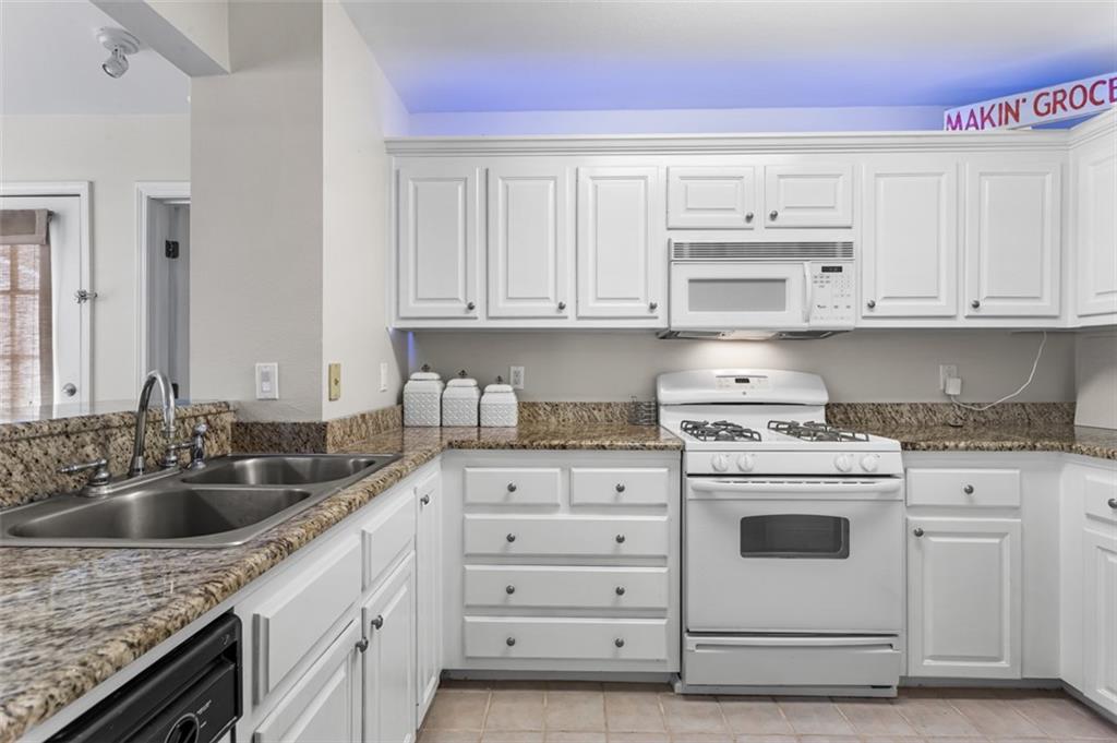 Photo 4 of 13 of 5141 NICHOLSON Drive B-50 condo