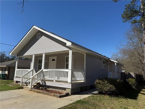 Photo of 112 CAROLINE Drive, Hammond, LA 70401 (MLS # 2545105)