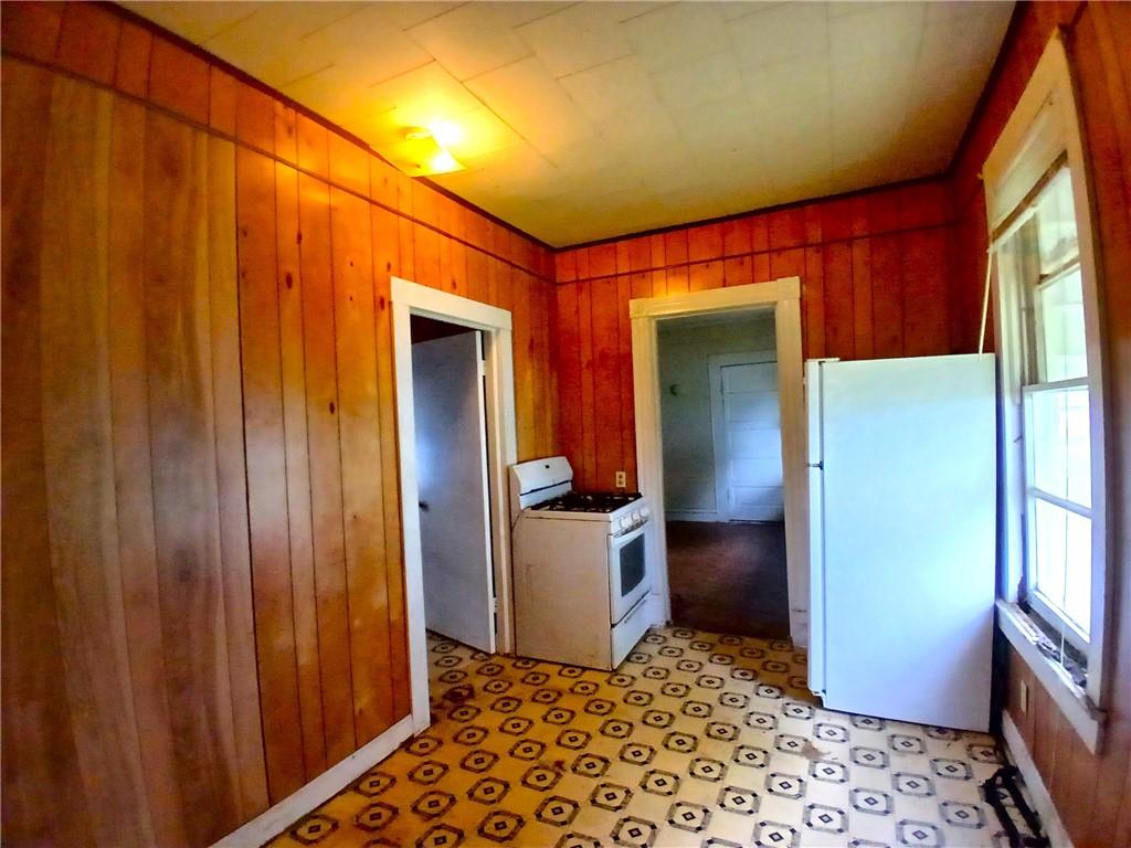 1017 AVENUE D Avenue