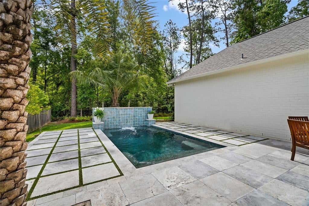 1012 OX BOW Court