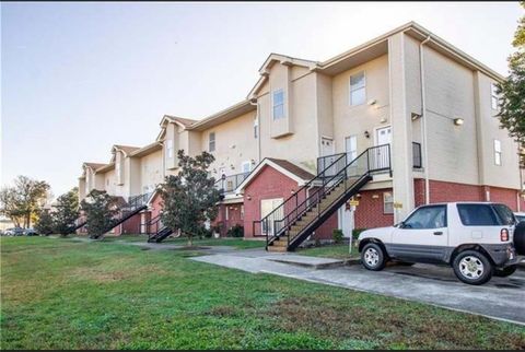 Photo of 2500 MANSON Avenue #102, Metairie, LA 70001 (MLS # 2546191)