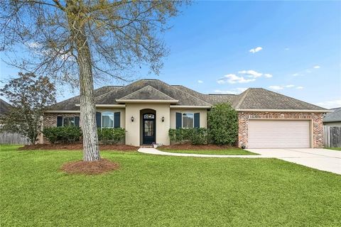 139 FAYEDAYE Drive Madisonville LA 70447