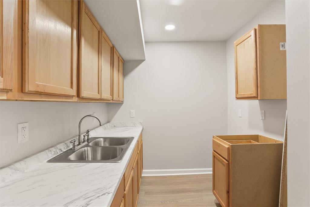 6220 RIVERSIDE Drive 559