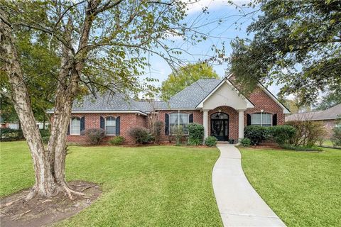 1501 ELDERBERRY Loop Mandeville LA 70448