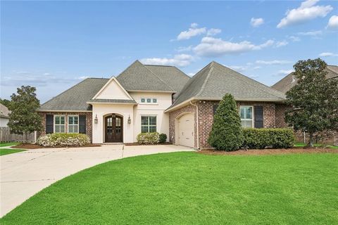 721 NIGHT HERON Lane Madisonville LA 70447