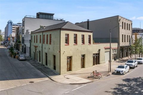 920 TCHOUPITOULAS Street New Orleans LA 70130