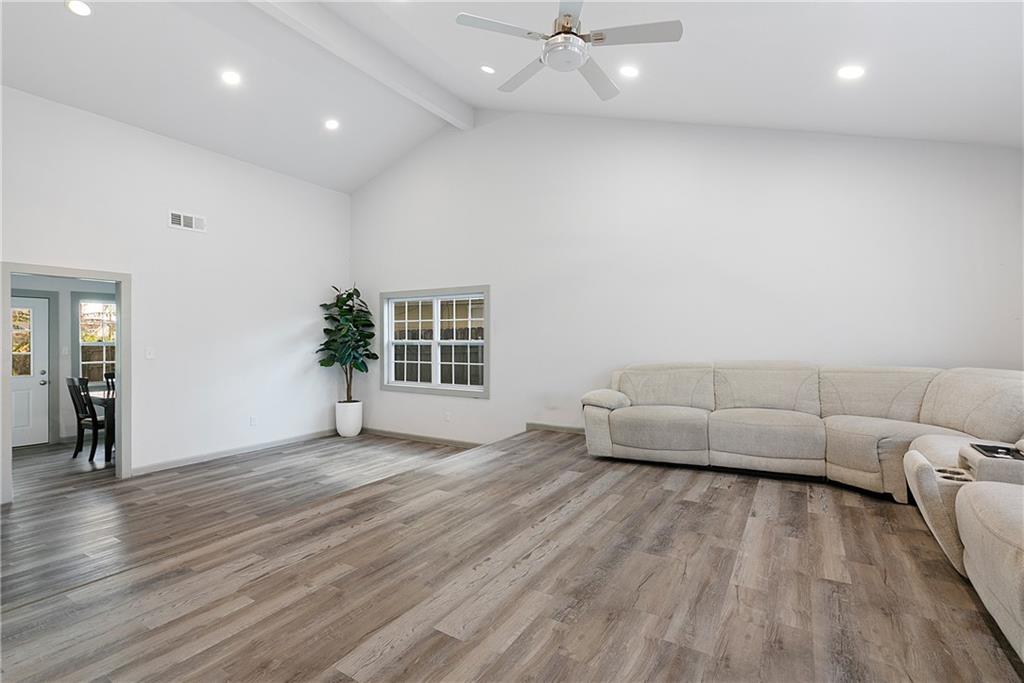 868 FAIRFIELD Avenue