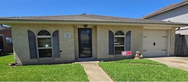 100 JASMINE LN, WESTWEGO, LA 70094 - Image efeedb3af7391945da62fbe2ce2bce38/330330485