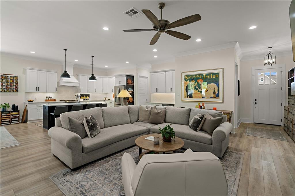1312 ABITA RIVER Drive