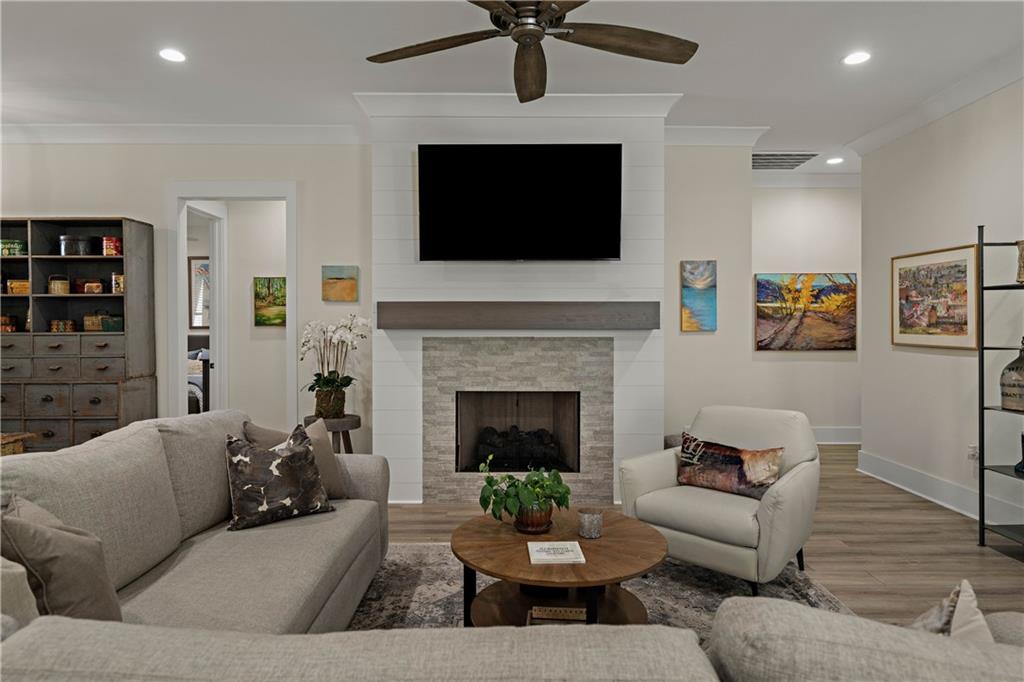 1312 ABITA RIVER Drive