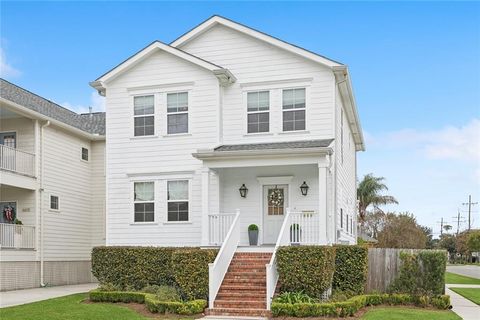 6601 FLEUR DE LIS Drive New Orleans LA 70124