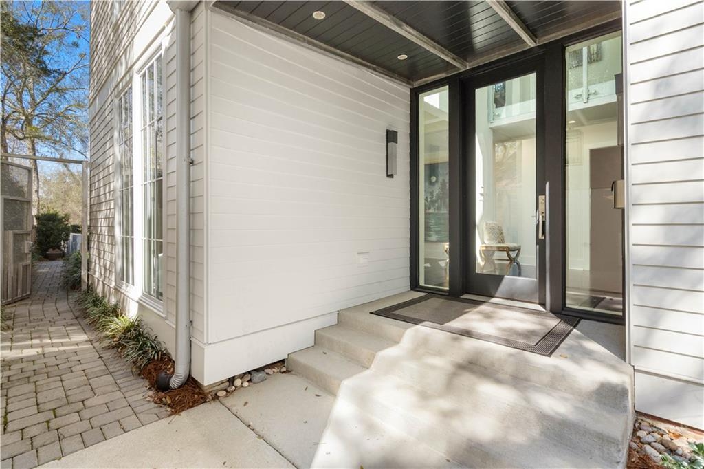 309 S JAHNCKE Avenue