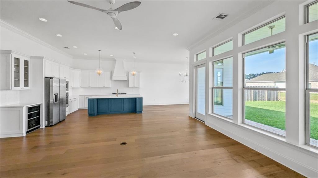 7009 BALD EAGLE Circle