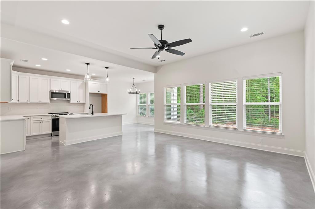 Folsom, Louisiana 70437, United States, 3 Bedrooms Bedrooms, ,2 BathroomsBathrooms,Residential,Active,160403