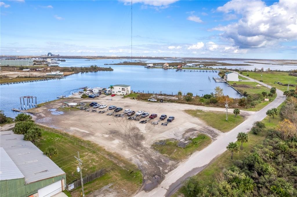 316 MARINA Road