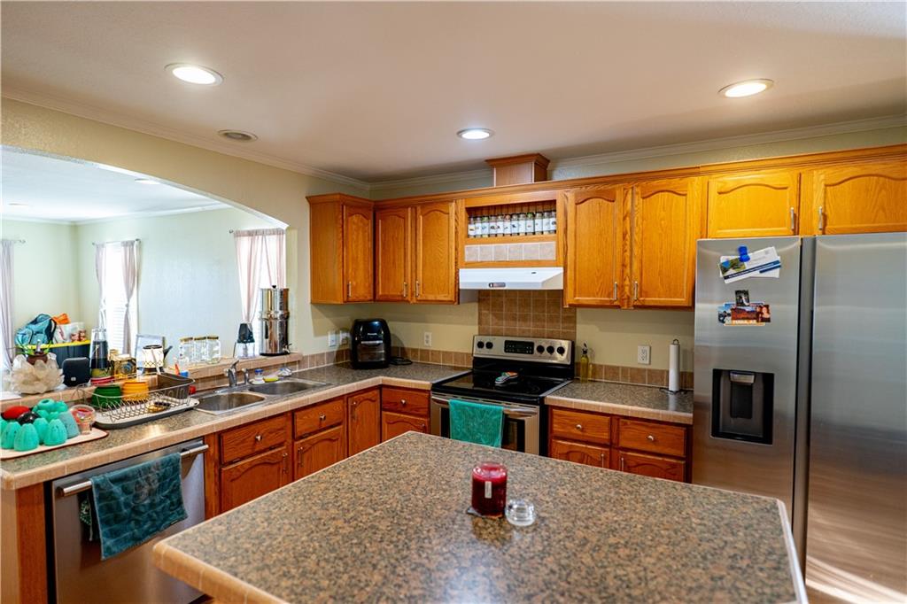 41173 SNOWBALL Circle