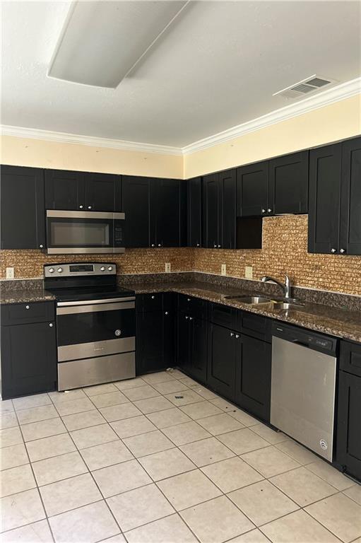 324 ALMOND CREEK Road