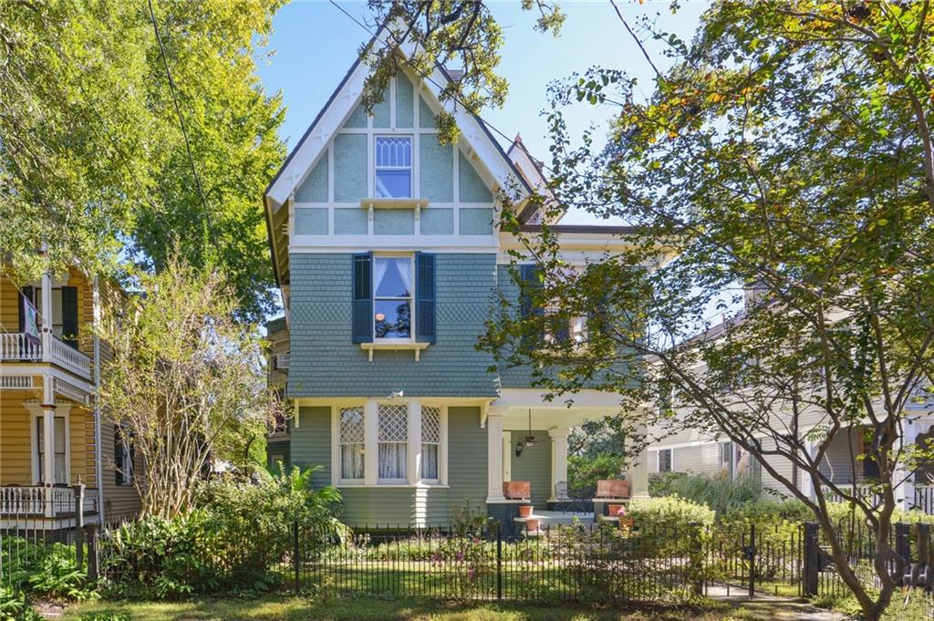 1531 S CARROLLTON Avenue