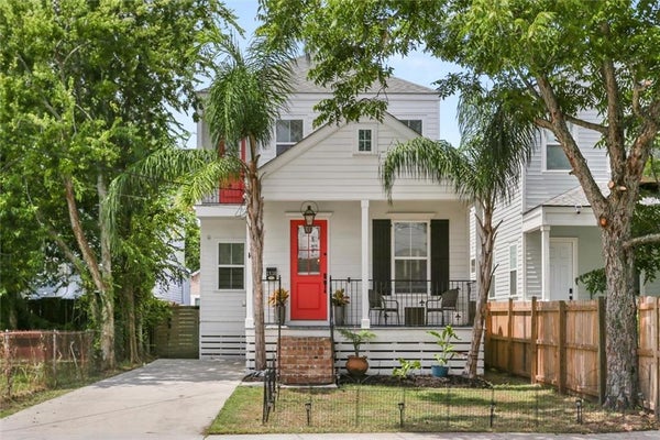 2530 DELACHAISE ST, NEW ORLEANS, LA 70115 - Image f0a6bd5fc611f0b8a25dbd852660a4da/4186856152