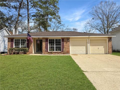 Photo of 127 SUMNER Street, Covington, LA 70433 (MLS # 2544501)