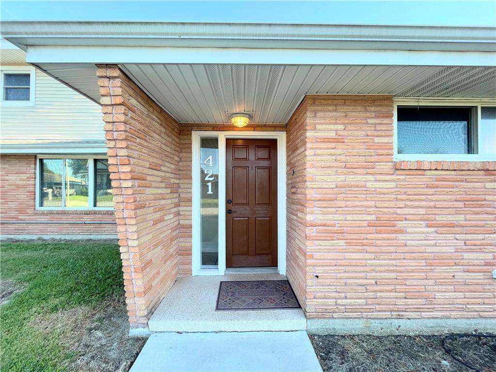 421 CHINCHILLA Drive