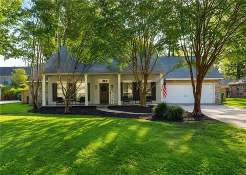 Photo of 707 KIMBERLY ANN Circle, Mandeville, LA 70471 (MLS # 2557619)