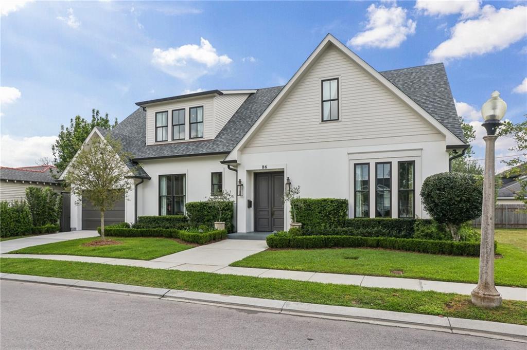 86 DREAM Court