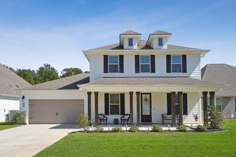 Photo of 67512 EMERALD DOVE Drive, Covington, LA 70433 (MLS # 2556443)