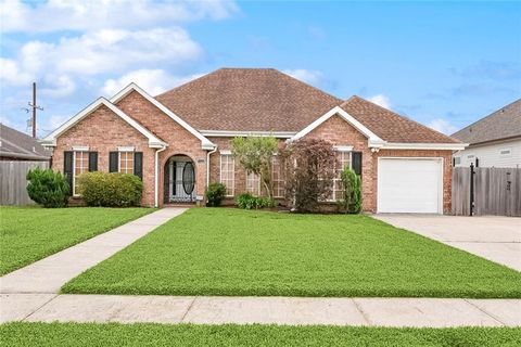 2209 ARAMIS Drive Meraux LA 70075