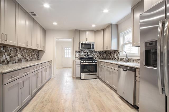 New Orleans, Louisiana 70118, United States, 6 Bedrooms Bedrooms, ,5 BathroomsBathrooms,Residential,Active,220808