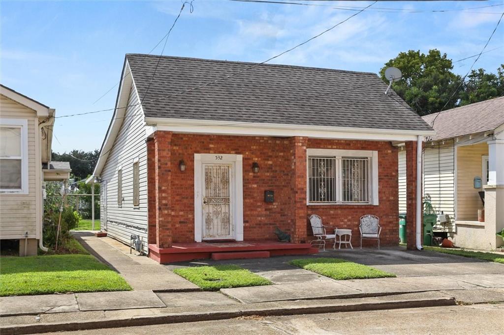 532 8TH Street