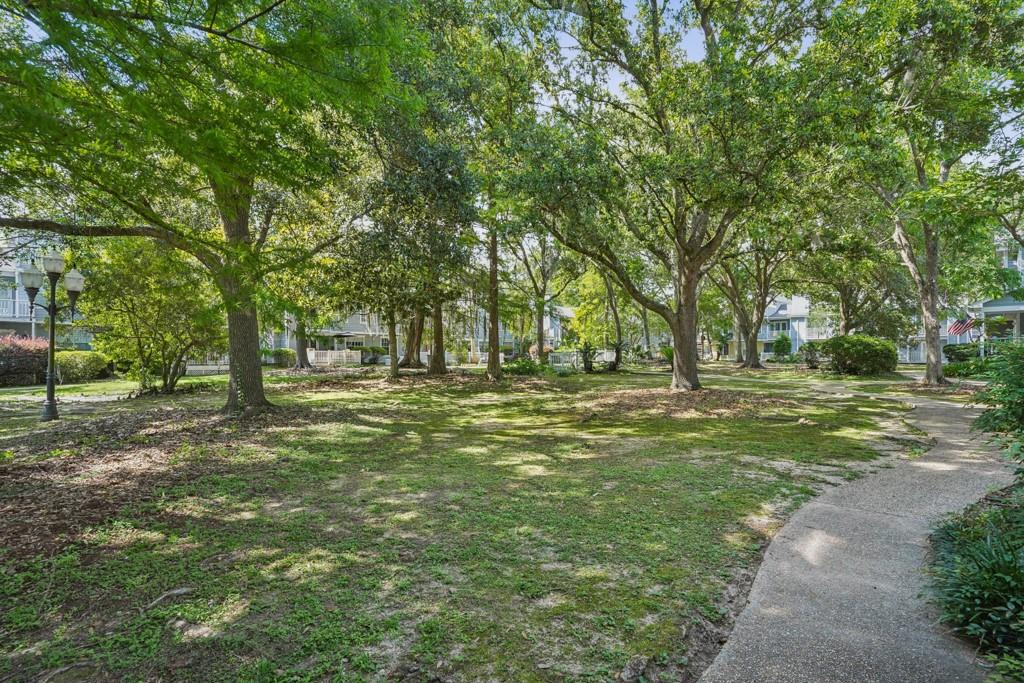 629 COLBERT Street 629