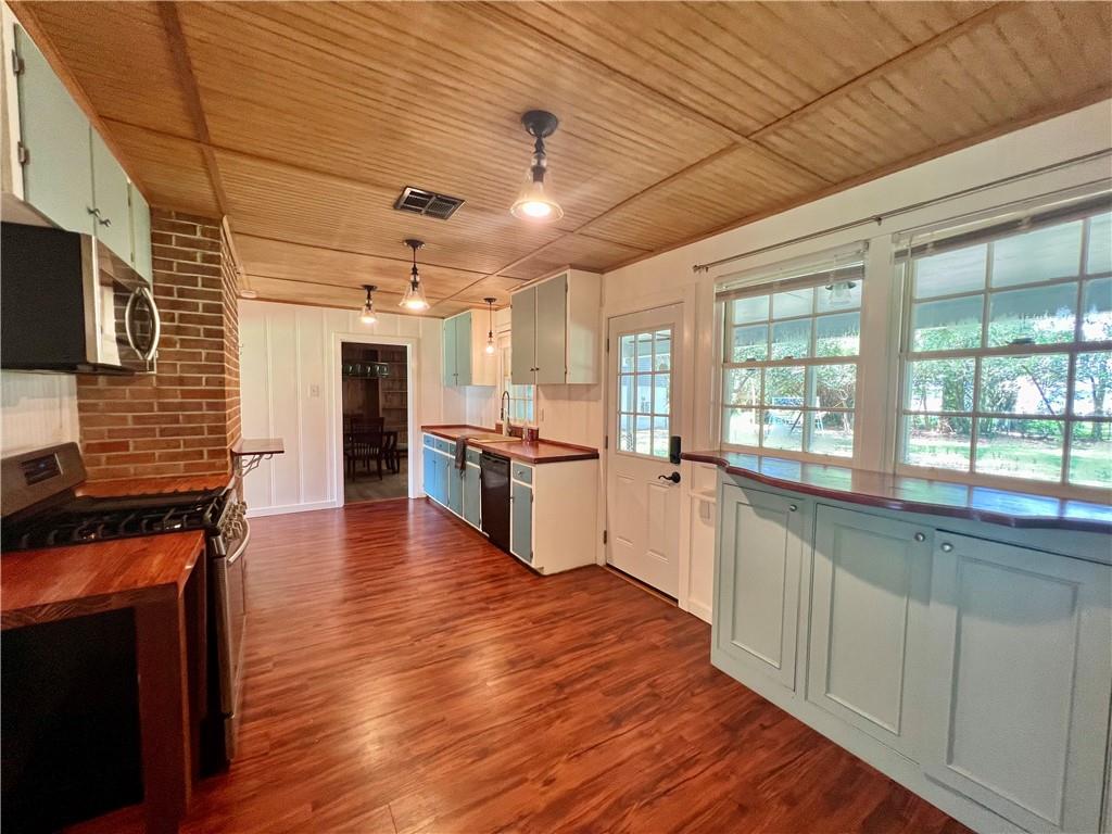 Hammond, Louisiana 70403, United States, 3 Bedrooms Bedrooms, ,2 BathroomsBathrooms,Residential,Pending,52338
