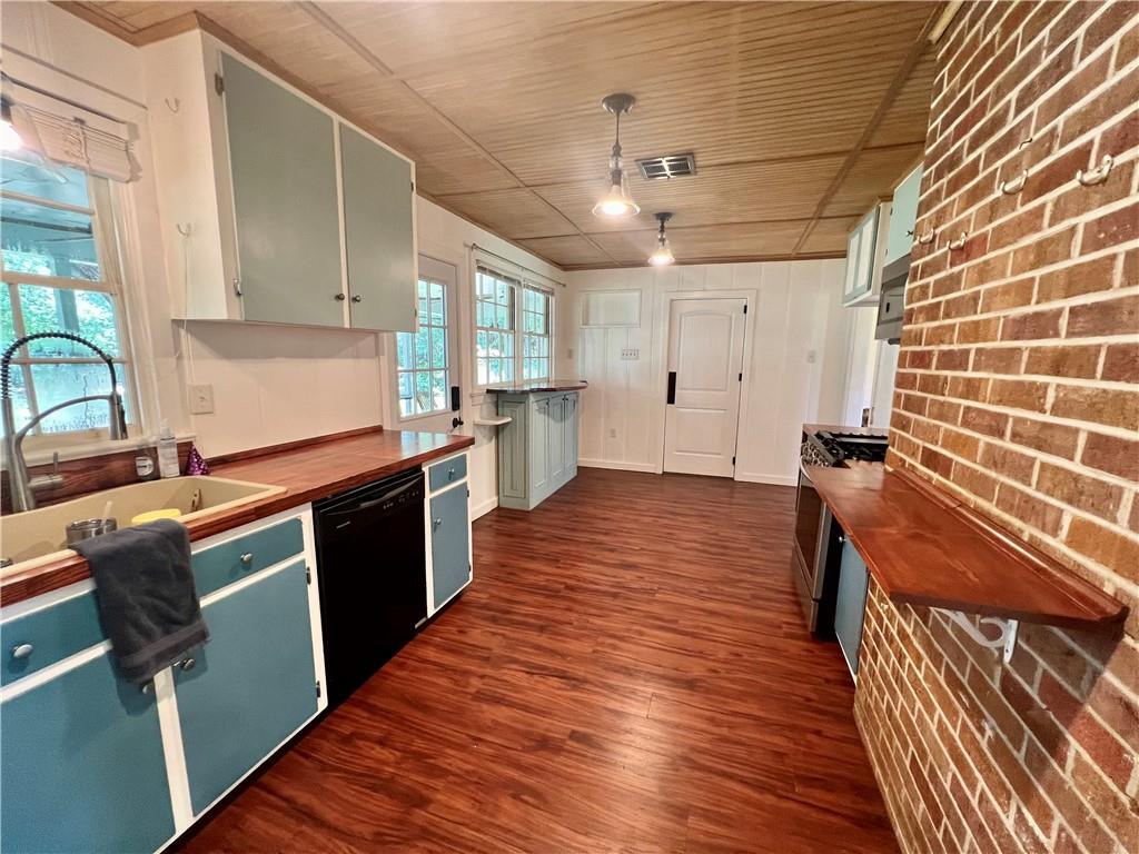 Hammond, Louisiana 70403, United States, 3 Bedrooms Bedrooms, ,2 BathroomsBathrooms,Residential,Pending,52338