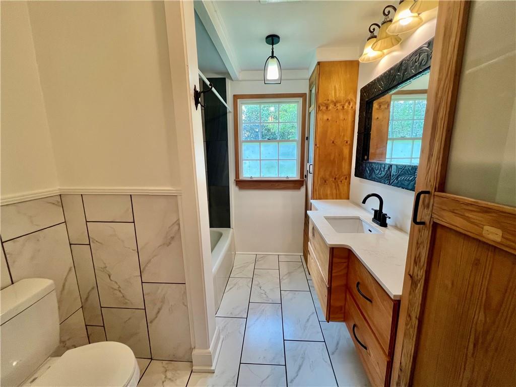 Hammond, Louisiana 70403, United States, 3 Bedrooms Bedrooms, ,2 BathroomsBathrooms,Residential,Pending,52338