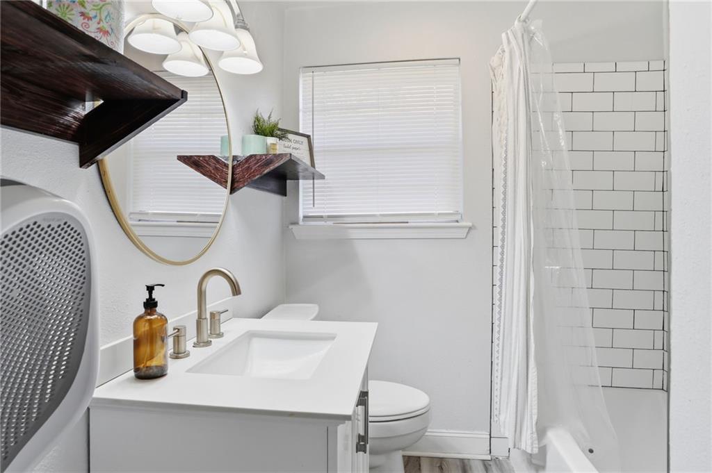 472 FOUTAINBLEAU Drive