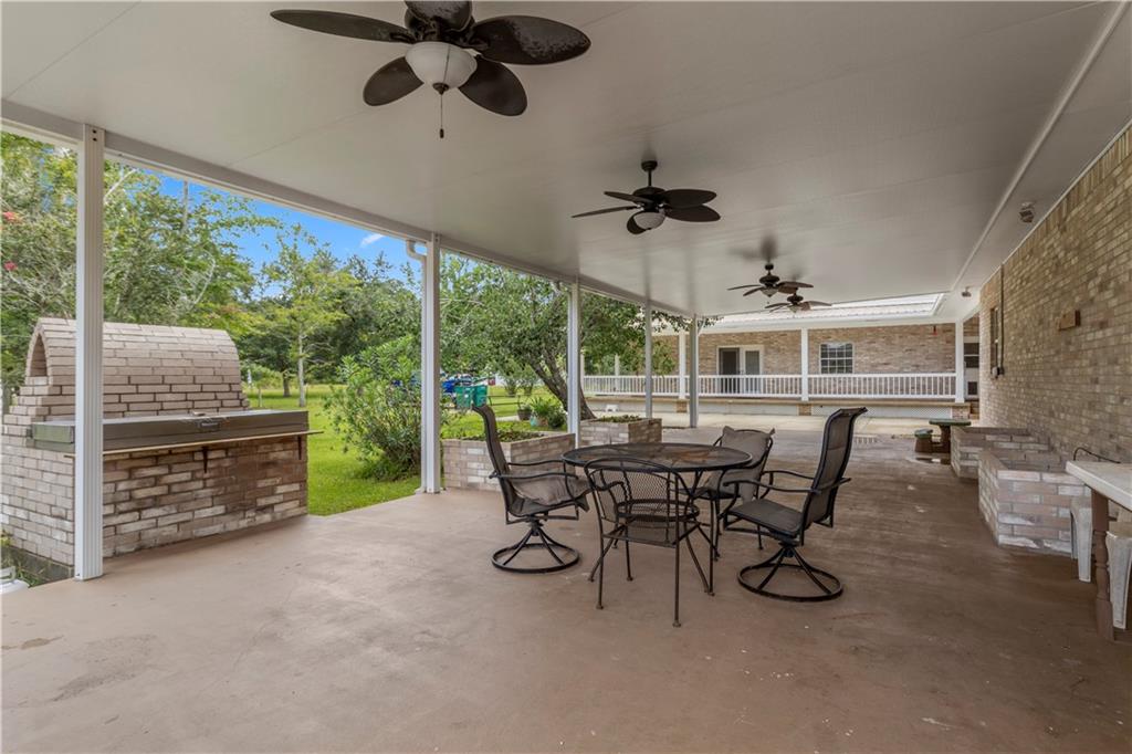 Photo 4 of 48 of 25050 KAH LAC Road house
