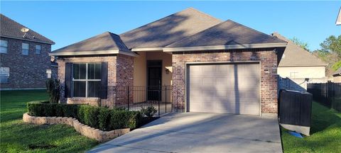Photo of 217 COUSHATTA Circle, Madisonville, LA 70447 (MLS # 2542048)