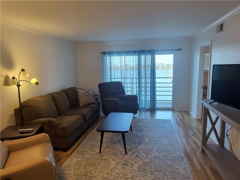 1244 HARBOR Drive 210